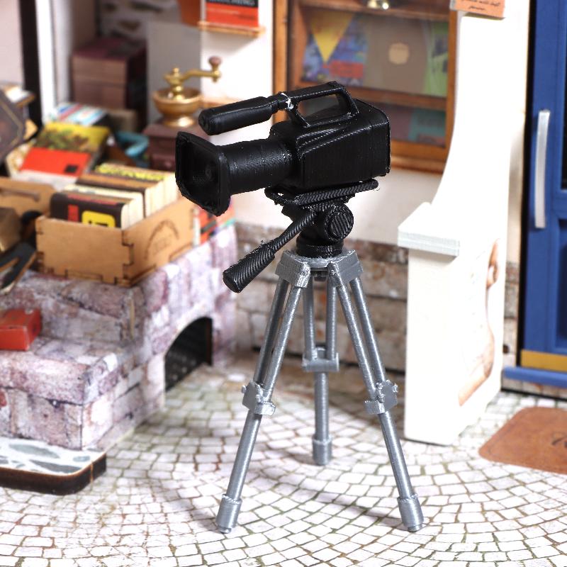 ミニビデオカメラ三脚モデル 1:12 スケールドールハウス写 - Photography Video のレビューと価格